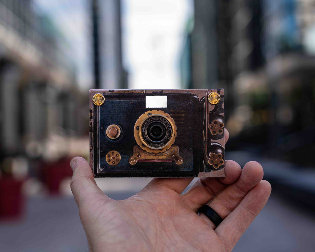 Best Camera for Travelling - Paper Shoot Camera